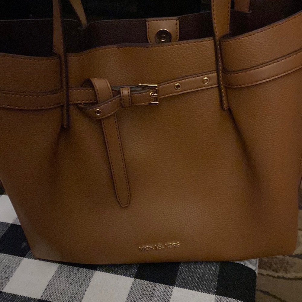 Emilia Large Pebbled Leather Satchel'